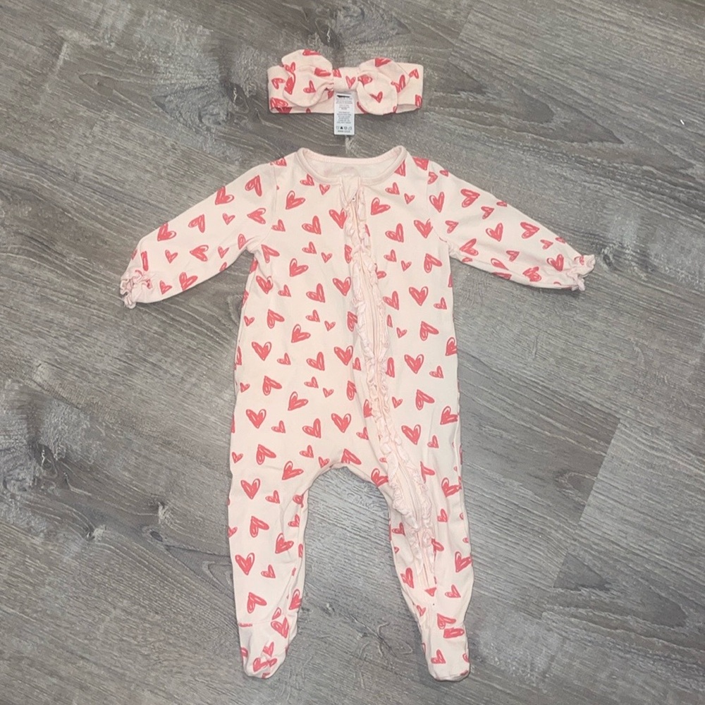 Mud Pie Valentine’s Day Pink Heart Footies with Bow Headband 3-6 Months - Picture 3 of 7